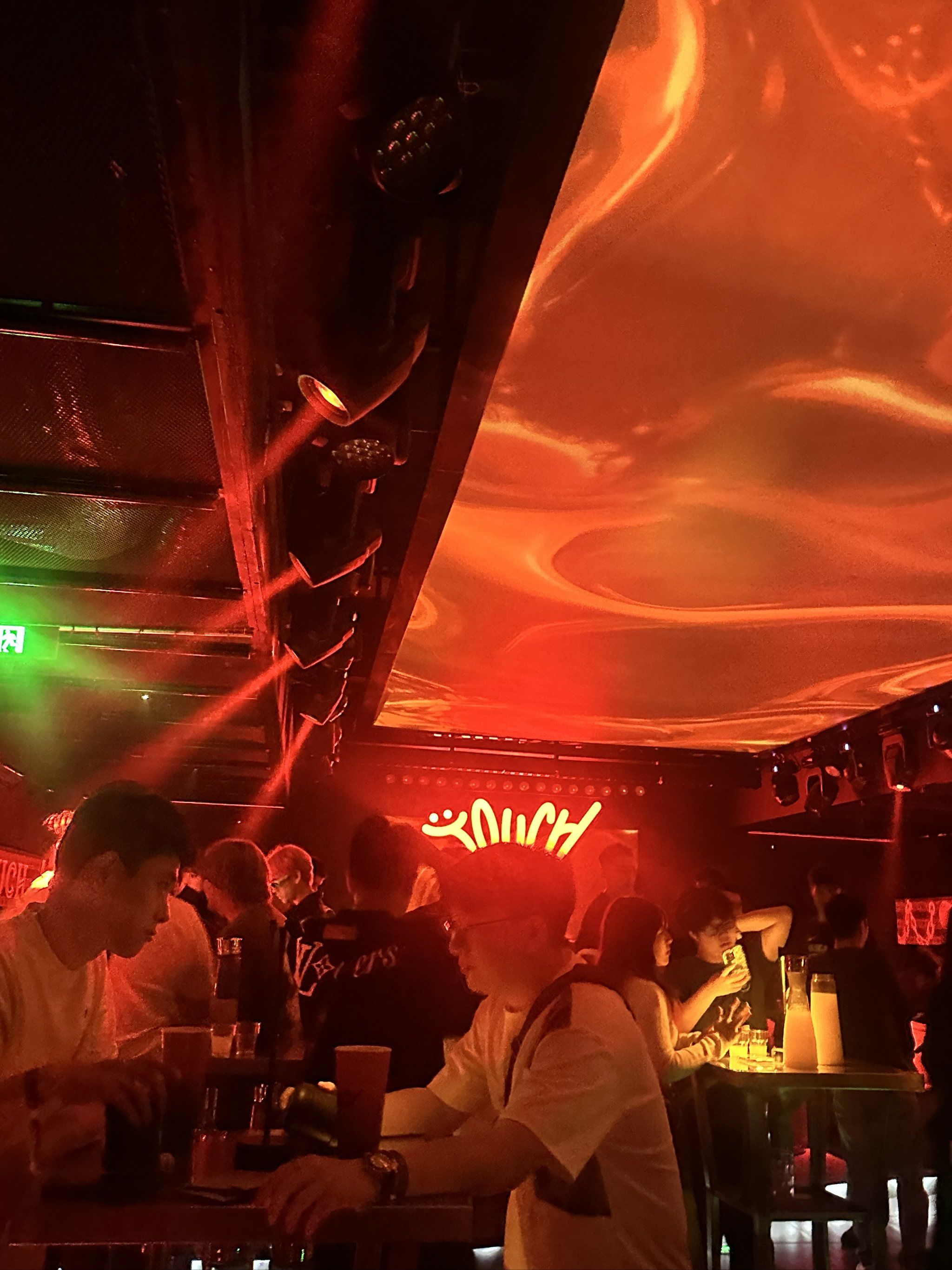 保山商务ktv中低端经济实惠-龙陵县ktv预订